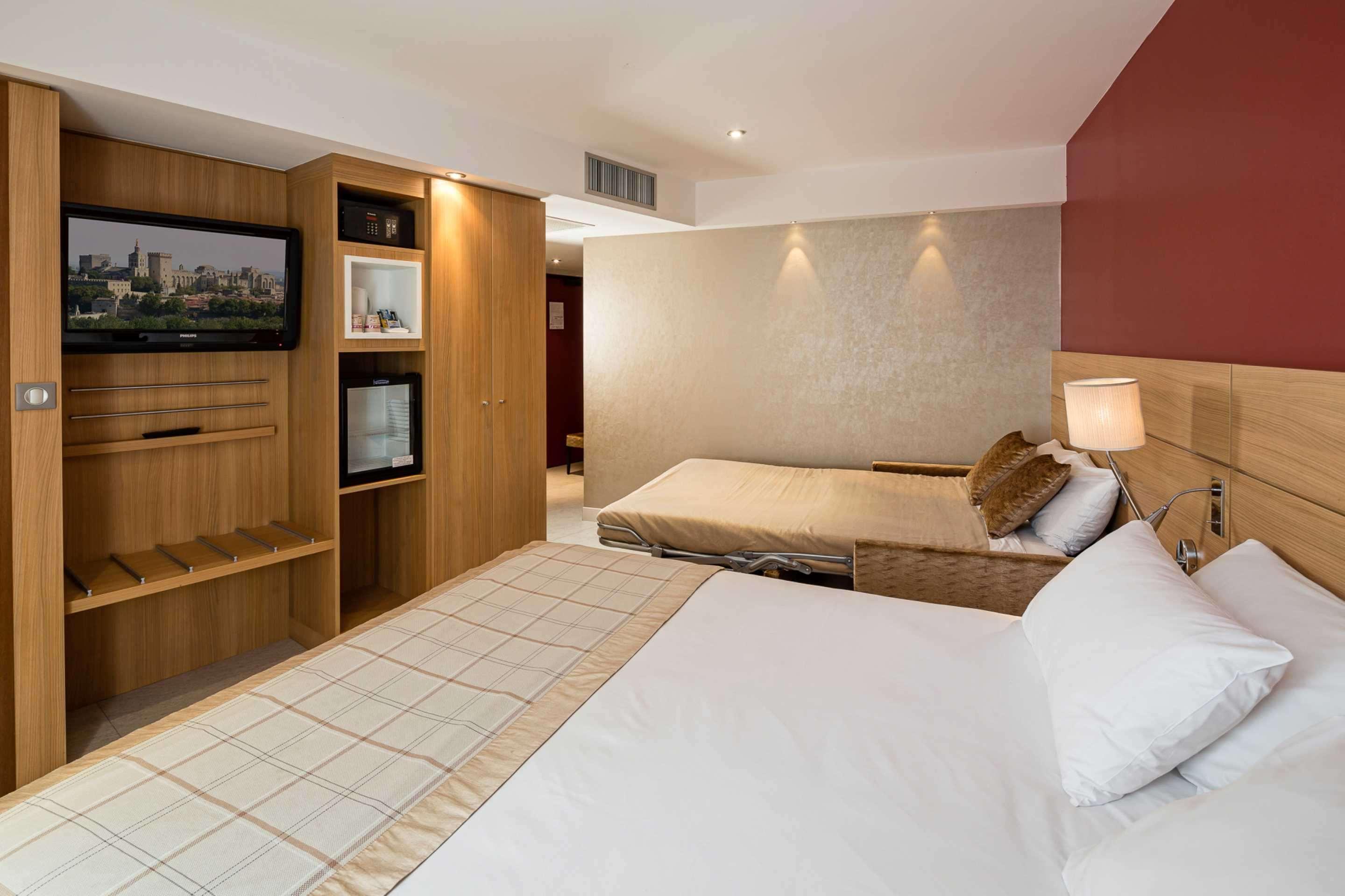 Best Western Plus Le Lavarin Авиньон Экстерьер фото