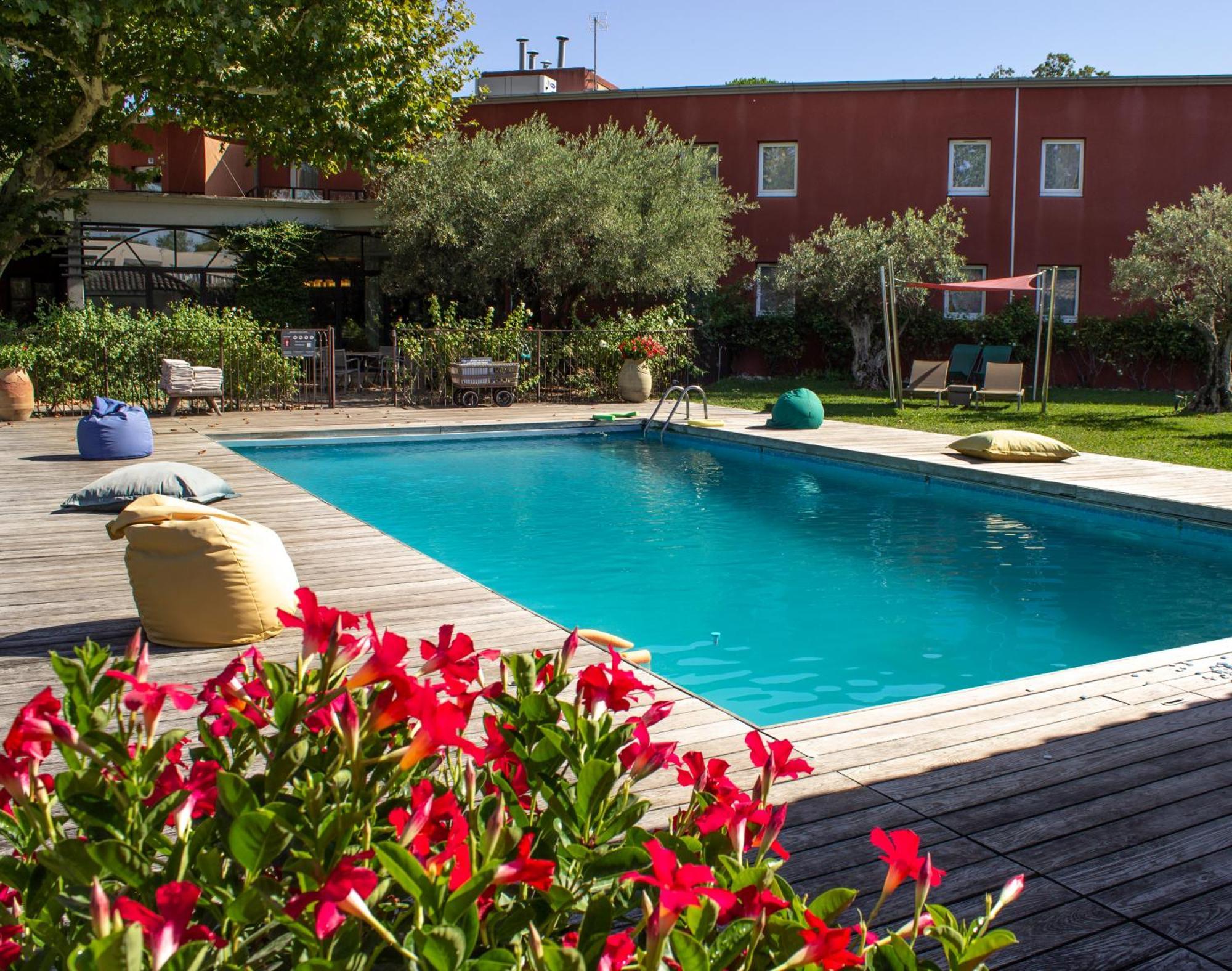 Best Western Plus Le Lavarin Авиньон Экстерьер фото