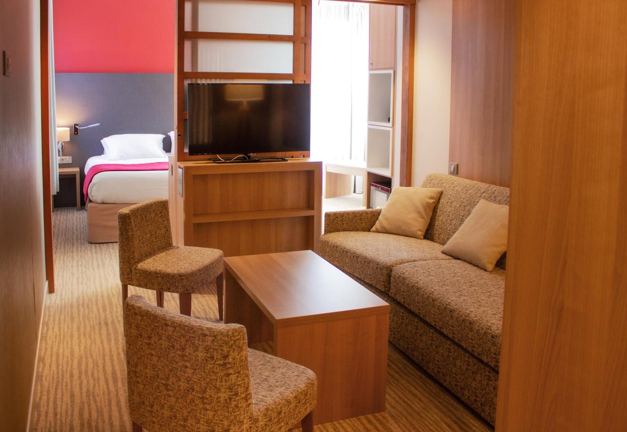 Best Western Plus Le Lavarin Авиньон Экстерьер фото